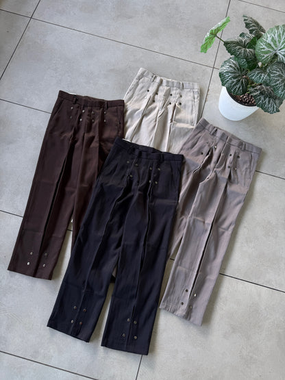 Button Pleated pant