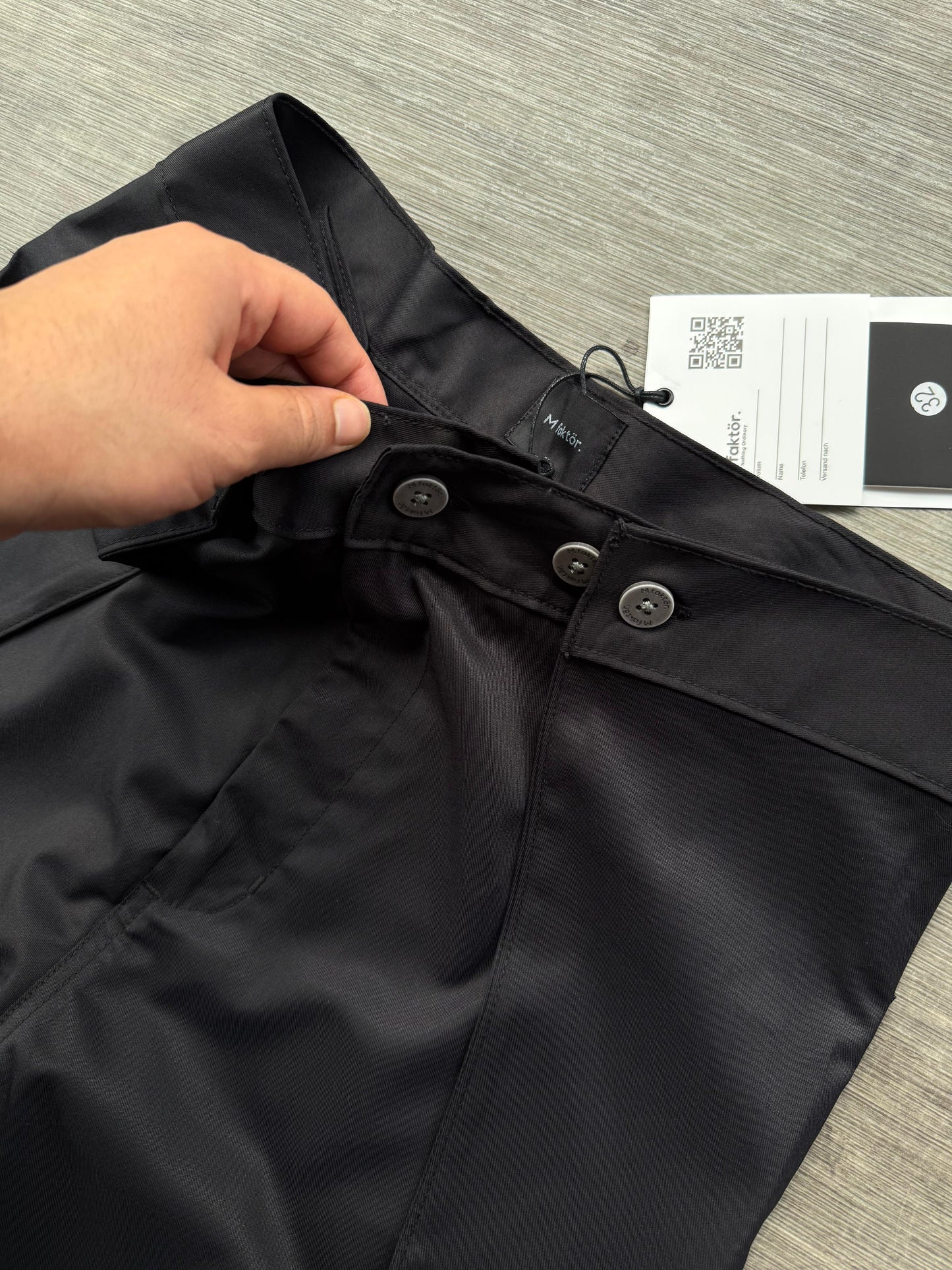 Pleaded pant